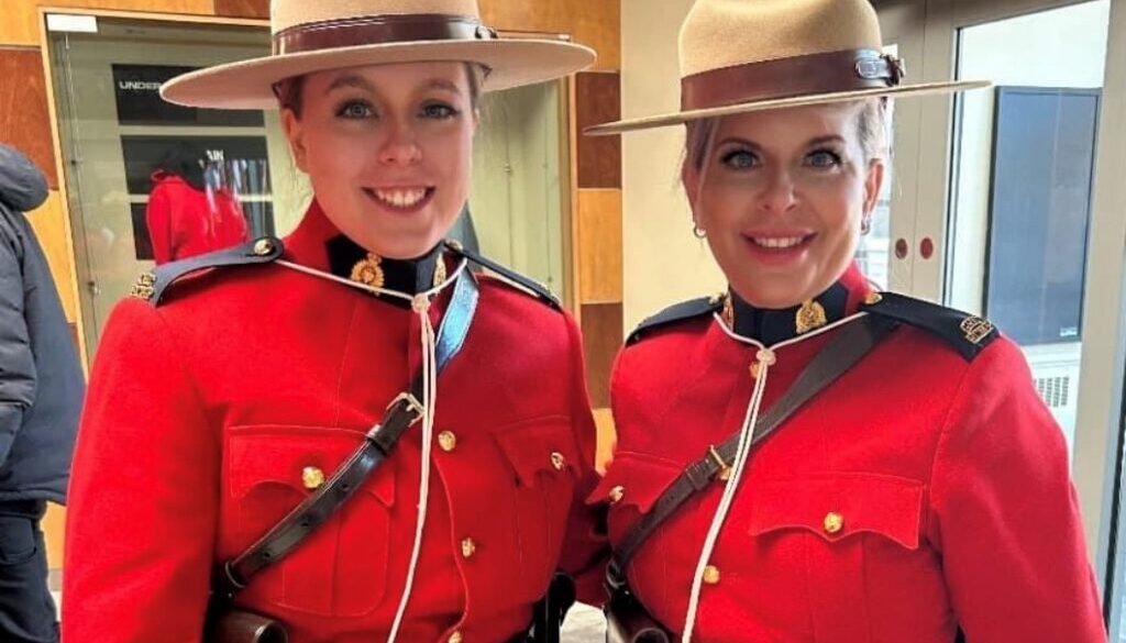 The_Locker_Mothers_Day_Gracie_Deirdre_Depot_Graduation_Close_Up